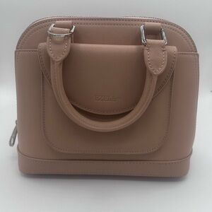 Ezell Crossbody